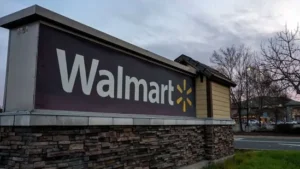 WALMART-PROFIT-19_1744007551582_1744007556679