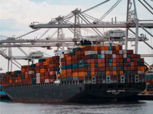 exports-imports-2024-06-08717e9c61676bb314c04ae3fe83c537