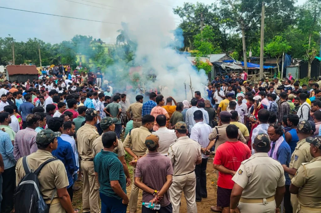 Odisha student funeral crowd mourns in Khurda
