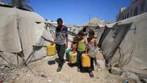 2025-07-14T123733Z_690580126_RC27MFAH499R_RTRMADP_3_ISRAEL-PALESTINIANS-GAZA-WATER-FAMILY