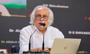 India economic inequality showing wealth gap between rich and poor