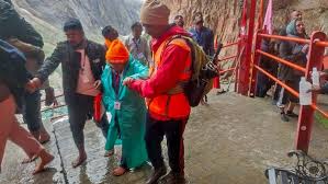 Amarnath Yatra halted due to heavy rain at Baltal base camp
