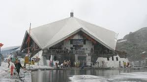 Sikh devotee dies Hemkund Sahib – search and rescue team at accident site