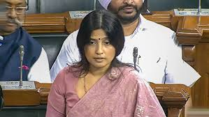 Dimple Yadav criticizes NDA's selective outrage during press meet